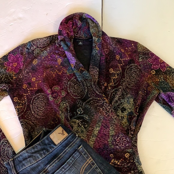 Unique Wrap Long Sleeve Blouse Gorgeous Floral Embellishments - Picture 2 of 8